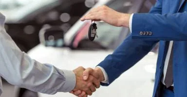 بيع السيارة في المنام: تفسيرات ودلالات