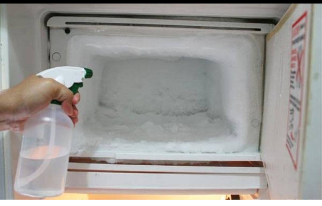 صحة  طريقة إزالة الثلج من الفريزر بكل سهولة وبدون حدوث اي تلف أو خدوش